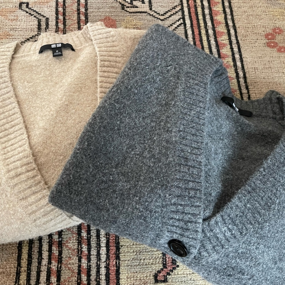 Uniqlo Soufflé Yarn Short Cardigans